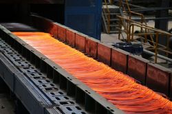 Carbon có giá, nhà máy thép phải đổi cách vận hành