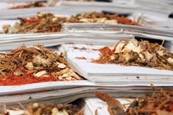 Nguy cơ sức khỏe từ việc sử dụng thuốc đông y giả