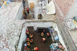Sập mái trung tâm dạy thêm ở Pakistan, 14 trẻ thiệt mạng