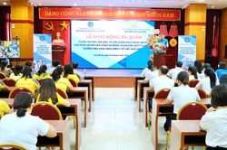 Ra quân hưởng ứng ngày Bảo hiểm y tế Việt Nam 1/7