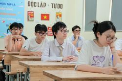 Phổ điểm thi tốt nghiệp THPT khối B00: 4 thí sinh đạt điểm tuyệt đối