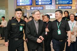 Hồng y Luis Antonio Tagle đến Cà Mau, sẵn sàng cho đại lễ Tuyên phong Chân phước