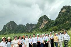 Du lịch Mường Cốc - Điểm đến cộng đồng, xanh nổi bật của Thủ đ&ocirc;