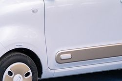 Trải nghiệm ô tô điện giá 199 triệu đồng bán tại Việt Nam thiết kế xinh xắn, đi 170 km/lần sạc, trang bị vượt tầm có đáng mua?3 ô tô điện mới về Việt Nam