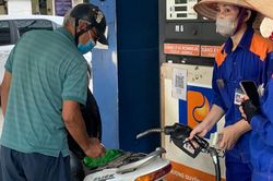 Điều chỉnh giá xăng dầu, tiếp tục kéo dài chính sách thuế đến hết tháng 9/2026