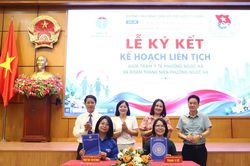 Phường Ngọc Hà ký kết chương trình phối hợp, triển khai cam kết điện tử về công tác dân số