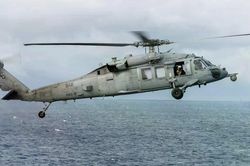 Trực thăng MH-60S Seahawk của Hải qu&acirc;n Mỹ gặp nạn ở Biển Ả rập