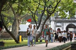 Siết chặt quản l&yacute; hoạt động kinh doanh du lịch
