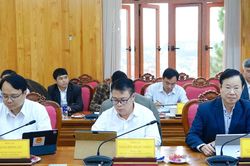 Bộ trưởng Bộ D&acirc;n tộc v&agrave; T&ocirc;n gi&aacute;o l&agrave;m việc tại tỉnh L&acirc;m Đồng về triển khai c&aacute;c chương tr&igrave;nh MTQG