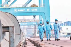 Giữ đà tăng trưởng cho ngành thép Việt Nam