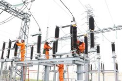 Đảng bộ EVNNPC vinh dự nhận cờ thi đua của Đảng bộ Chính phủ vì thành tích xuất sắc tiêu biểu 5 năm liền