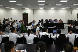Hoãn xét xử vụ thực phẩm chức năng giả