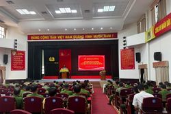 Khai giảng lớp bồi dưỡng kiến thức về an ninh mạng v&agrave; ph&ograve;ng, chống tội phạm sử dụng c&ocirc;ng nghệ cao