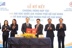Giáo dục đại học song hành phát triển cùng TPHCM