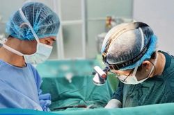 Người bệnh nguy kịch vì viêm cân mạc hoại tử, sốc nhiễm trùng từ vùng dẫn lưu