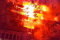 Xung đột Ukraine: Thủ đô Kiev bị tấn công bằng loạt tên lửa đạn đạo, Nga nói Mỹ chưa thay đổi lập trường