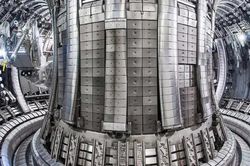 Cuộc đua dẫn đầu kỷ nguyên năng lượng sạch: Mỹ, Trung Quốc tăng tốc, châu Âu có thể lại hụt hơi?