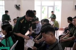Lào Cai: Đưa pháp luật và 'Bình dân học vụ số' đến với đồng bào biên giới Pha Long