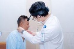 Biến chứng áp xe cổ sâu nguy hiểm từ hai răng sâu không điều trị