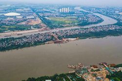Cầu Tứ Li&ecirc;n v&agrave; Trần Hưng Đạo nguy cơ bị ảnh hưởng tiến độ do 'vướng' quy định về đ&ecirc; điều