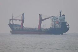Mỹ - Iran kết thúc đàm phán gián tiếp, số phận eo biển Hormuz vẫn lơ lửng