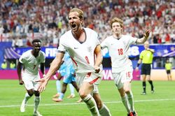 Harry Kane giúp tuyển Anh phá vỡ lời nguyền 60 năm