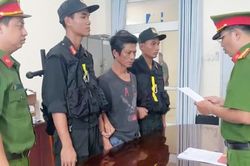 Công an Vĩnh Long thông tin vụ chống người thi hành công vụ, gây rối tại mỏ cát