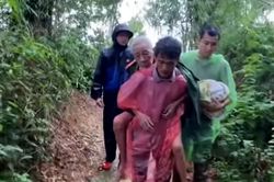 Vụ người đàn ông 90 tuổi lạc trong rừng: Xuyên đêm tìm, phát hiện nạn nhân nấp sau bụi rậm
