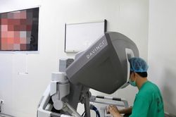 'Phổ cập' phẫu thuật robot trong điều trị ung thư tại Việt Nam