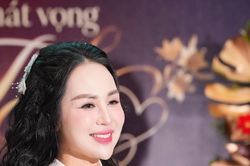 Ca sĩ, Tiến sĩ Khánh Ly: Gọi tôi là đại gia cũng đúng