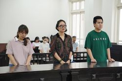 Trốn thuế hơn 12,5 tỉ đồng, 'b&agrave; tr&ugrave;m' kinh doanh đồ hiệu online lĩnh &aacute;n phạt 3 tỉ đồng