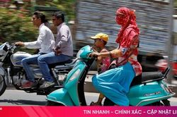 Thêm thành phố cấm xe máy xăng?
