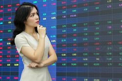 VN-Index &aacute;p s&aacute;t v&ugrave;ng cản mạnh, c&oacute; n&ecirc;n kỳ vọng chinh phục mốc 1.900 điểm?