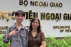 Chàng sinh viên Học viện Ngoại giao giành ngôi thủ khoa C00 toàn quốc