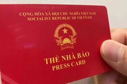 Tiếp tục gia hạn sử dụng thẻ nh&agrave; b&aacute;o