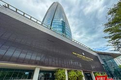 Đ&agrave; Nẵng th&uacute;c đẩy ph&aacute;t triển c&ocirc;ng nghiệp b&aacute;n dẫn qua hội thảo 2026