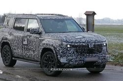 Mitsubishi Pajero mới lộ diện, được nâng cấp toàn diện