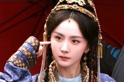 Top 10 mỹ nhân gánh phim đỉnh nhất: Bạch Lộc thua sát nút quán quân