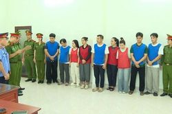 Giám đốc một đơn vị thuộc PNJ bị khởi tố trong vụ buôn lậu kim cương xuyên quốc gia