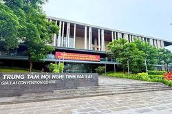 Triển l&atilde;m mỹ thuật khu vực V lần thứ 30 diễn ra từ ng&agrave;y 5 đến 15-8 tại Gia Lai