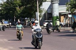 Dự b&aacute;o th&aacute;ng 7, khu vực giữa v&agrave; ph&iacute;a Đ&ocirc;ng tỉnh c&oacute; khoảng 2-3 đợt nắng n&oacute;ng diện rộng