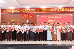 Phường Đô Vinh công bố Nghị quyết, Quyết định về sắp xếp, kiện toàn tổ dân phố
