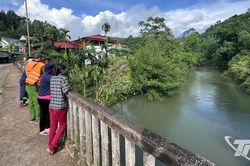 Huy động lực lượng tìm kiếm cháu bé nghi mất tích do đuối nước tại xã Thượng Minh