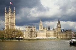 Kiểm toán Quốc gia Anh cảnh báo rủi ro nếu chậm trùng tu Cung điện Westminster