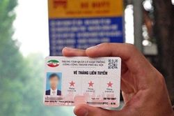 Nhiều người vẫn giữ v&eacute; th&aacute;ng giấy xe bu&yacute;t, c&oacute; được ho&agrave;n tiền sau ng&agrave;y 1/7?