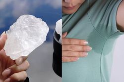 Cách khử mùi hôi nách trên áo bằng phèn chua