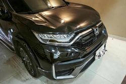 Xác minh tài xế ô tô lao lên vỉa hè tông 2 người rồi rời khỏi hiện trường