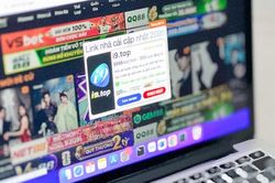 Khởi tố nh&oacute;m lập hơn 100 website phim lậu, thu lợi h&agrave;ng trăm tỷ đồng