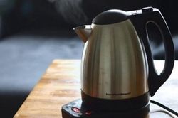 Bí quyết vệ sinh và bảo quản giúp ấm siêu tốc bền gấp đôi