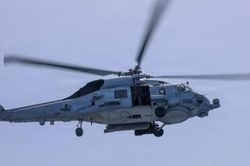 Trực thăng MH-60S Seahawk của Hải quân Mỹ rơi xuống biển Ả Rập
